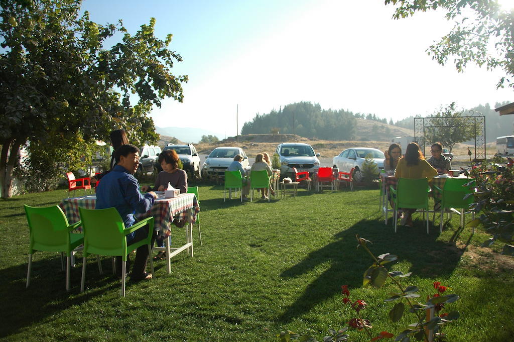 Ozbay Hotel Pamukkale Exterior photo